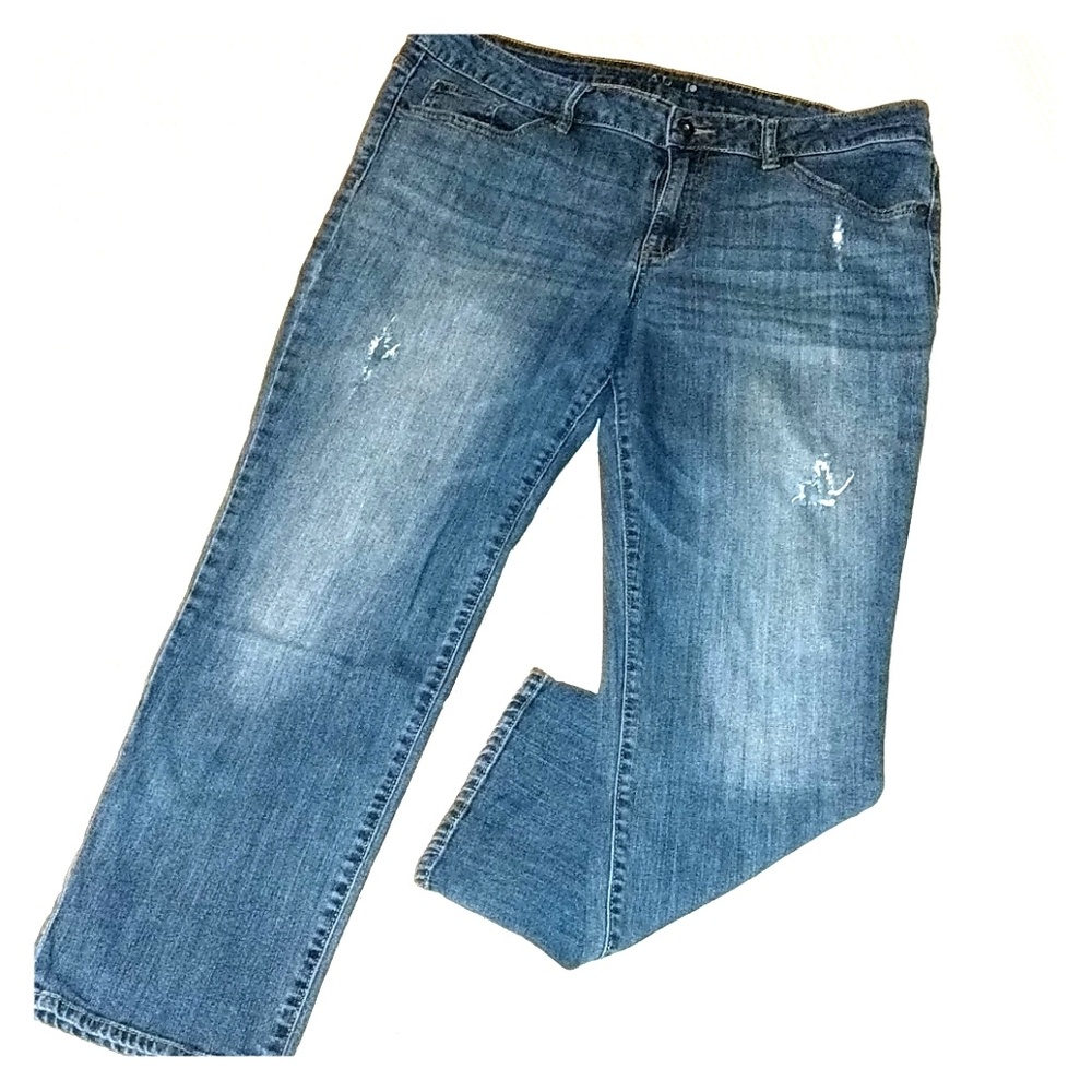 🌟3/$20🌟 Apt. 9 Modern fit distressed jeans